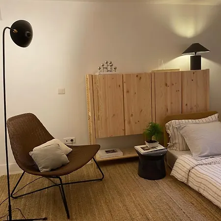 شقة Quiet, Cozy, Bright Duplex - Quartier Des Puces *