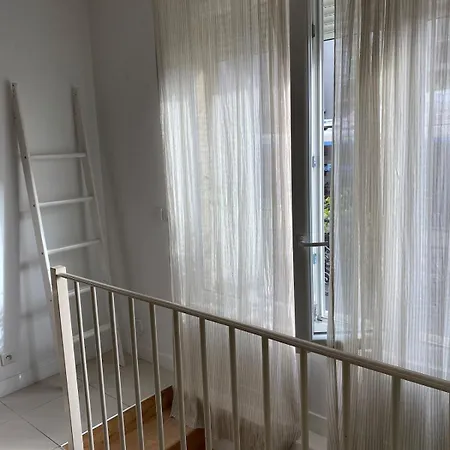 شقة Quiet, Cozy, Bright Duplex - Quartier Des Puces *